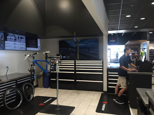 Bicycle Store «Trek Bicycle Store», reviews and photos, 1706 Eagan Rd, Madison, WI 53704, USA