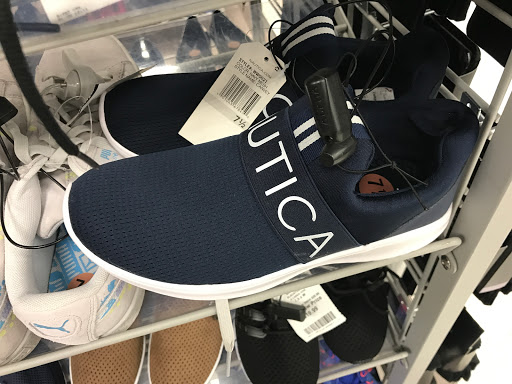 Department Store «Burlington Coat Factory», reviews and photos, 2090 Lincoln Hwy, Lancaster, PA 17602, USA