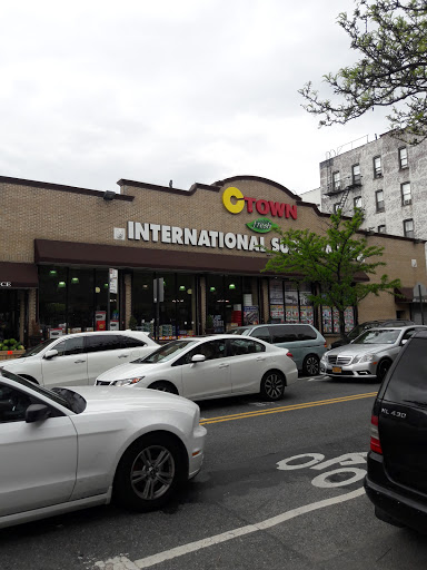 Grocery Store «C-Town Supermarkets», reviews and photos, 34-12 34th Ave, Astoria, NY 11106, USA