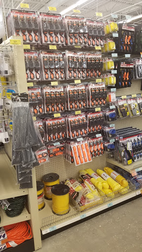 Hardware Store «Harbor Freight Tools», reviews and photos, 2418 Commercial Way, Spring Hill, FL 34606, USA