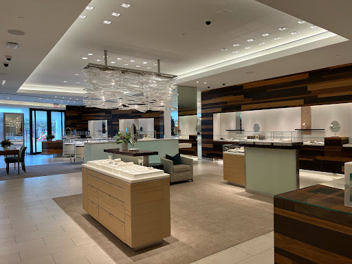 Jewelry Store «Tiffany & Co.», reviews and photos, 796 Americana Way, Glendale, CA 91210, USA