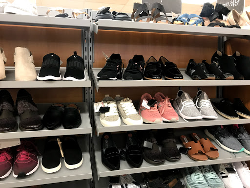 Department Store «T.J. Maxx», reviews and photos, 832 Plaza Blvd, Lancaster, PA 17601, USA