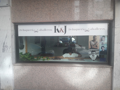 Información y opiniones sobre K&J peluqueria de caballeros de Palencia