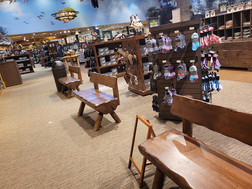 Sporting Goods Store «Bass Pro Shops», reviews and photos, 7777 Victoria Gardens Ln, Rancho Cucamonga, CA 91739, USA