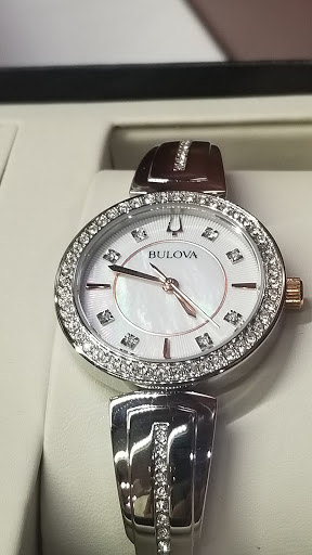 Jeweler «Fred Meyer Jewelers», reviews and photos, 3340 Mall Loop Dr #1278, Joliet, IL 60435, USA