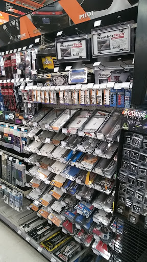 Auto Parts Store «AutoZone», reviews and photos, 10645 N 67th Ave, Glendale, AZ 85304, USA