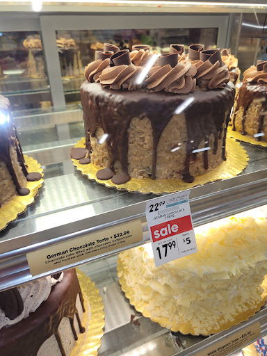 Supermarket «Giant Eagle Supermarket», reviews and photos, 6493 Strip Ave NW, North Canton, OH 44720, USA