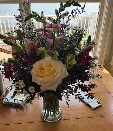 Florist «Tappan Zee Florist», reviews and photos, 176 Main St, Nyack, NY 10960, USA