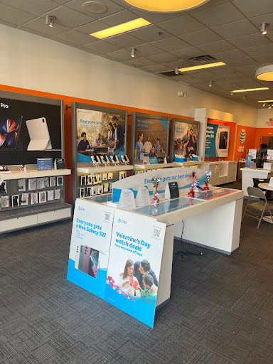 Cell Phone Store «AT&T Authorized Retailer», reviews and photos, 1054 U.S. 9, Parlin, NJ 08859, USA