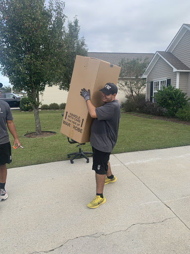 Moving and Storage Service «Two Men and a Truck», reviews and photos, 3861 US-421, Wilmington, NC 28401, USA