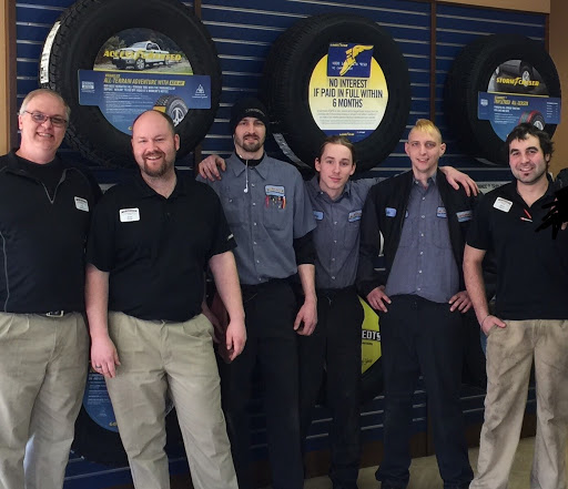 Tire Shop «Youngstedts Eden Prairie Tire & Auto Service», reviews and photos, 595 Prairie Center Dr, Eden Prairie, MN 55344, USA