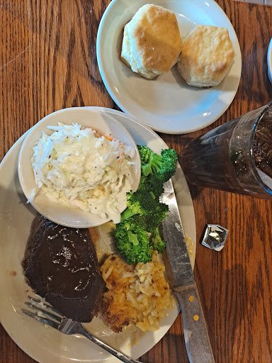 American Restaurant «Cracker Barrel Old Country Store», reviews and photos, 5706 Northridge Dr, Gurnee, IL 60031, USA