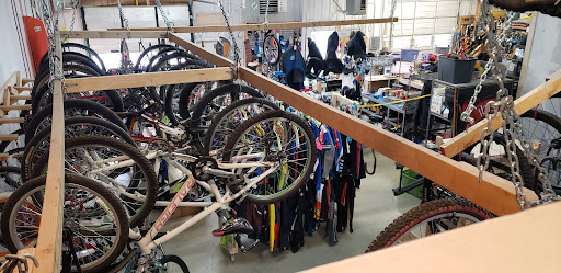 Consignment Shop «Boulder Sports Recycler Inc», reviews and photos, 4949 Broadway, Boulder, CO 80304, USA