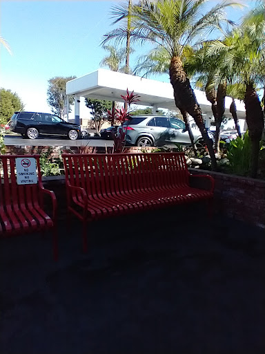 Car Wash «Red Carpet Car Wash», reviews and photos, 2414 N Sepulveda Blvd, Manhattan Beach, CA 90266, USA