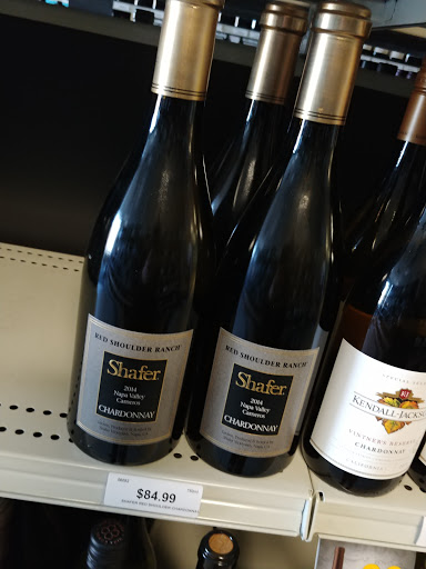 Liquor Store «Shrewsbury Liquor», reviews and photos, 230 Shrewsbury Plaza, Shrewsbury, NJ 07702, USA
