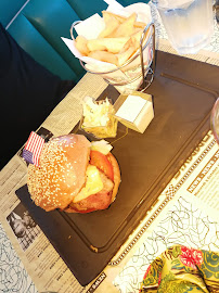 Hamburger du Restaurant américain Tommy's Diner Café à Sainte-Marie - n°15