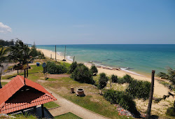 Teluk Bidara Beach'in fotoğrafı ve yerleşim