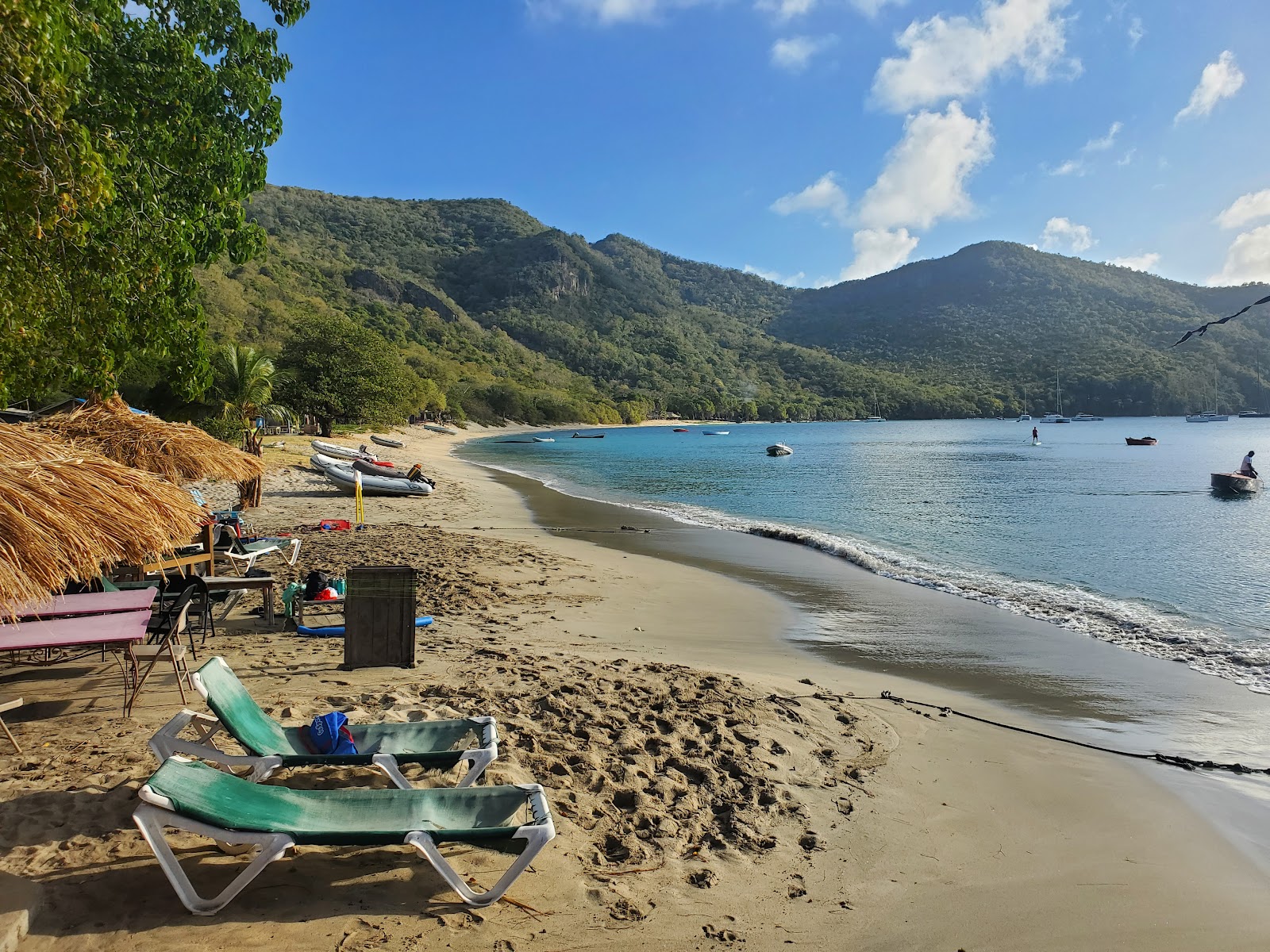 Foto von Chatham Bay Strand mit sehr sauber Sauberkeitsgrad