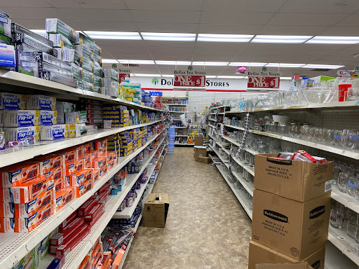 Dollar Store «Dollar Tree», reviews and photos, 9534 Main Street, Fairfax, VA 22031, USA