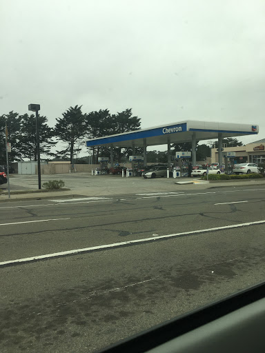 Gas Station «Chevron», reviews and photos, 892 John Daly Blvd, Daly City, CA 94015, USA
