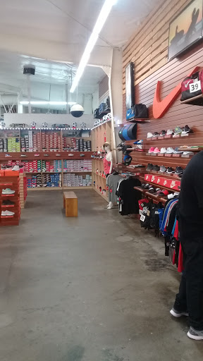 Shoe Store «Shoe City», reviews and photos, 4170 E Willow St, Long Beach, CA 90815, USA