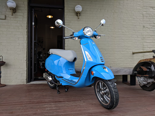 Motor Scooter Dealer «Metro Scooter», reviews and photos, 3716 Montgomery Rd, Cincinnati, OH 45207, USA