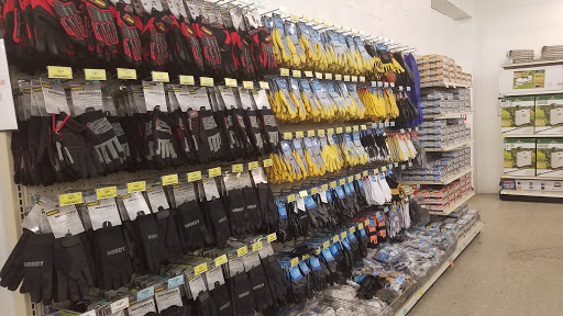 Hardware Store «Harbor Freight Tools», reviews and photos, 2418 Commercial Way, Spring Hill, FL 34606, USA