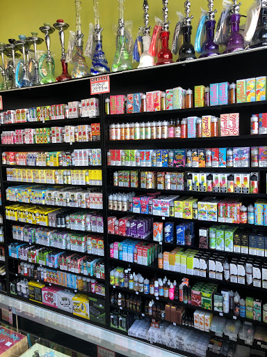 Tobacco Shop «The House of Vape and Smoke», reviews and photos, 944 W 6th St #114, Corona, CA 92882, USA