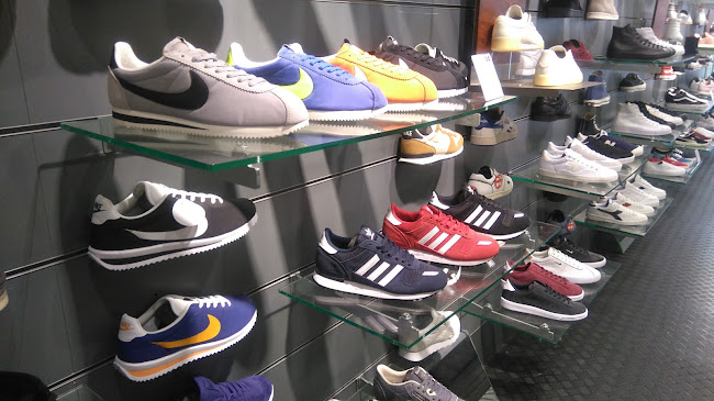 Size? - Shoe store