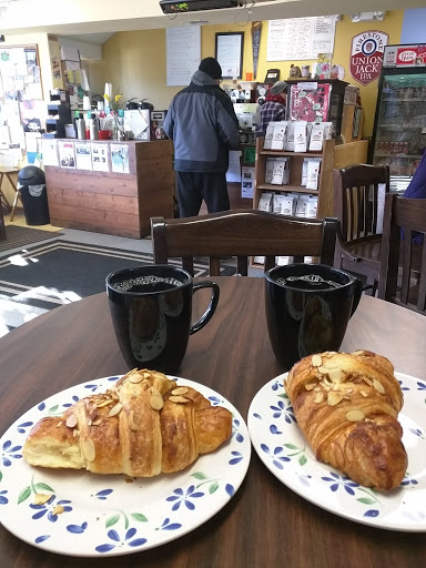 Video Store «Best Video Film & Cultural Center», reviews and photos, 1842 Whitney Ave, Hamden, CT 06517, USA