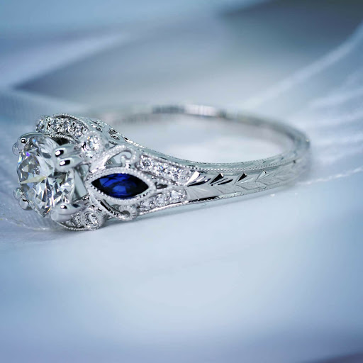 Jeweler «Pierce Jewelers», reviews and photos, 114 E Carmel Dr, Carmel, IN 46032, USA