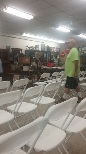 Thrift Store «Helping Hands Thrift Store», reviews and photos, 2526 Duplex Road, Spring Hill, TN 37174, USA