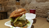 Hamburger du Restaurant méditerranéen Cook'n Saj à Paris - n°5