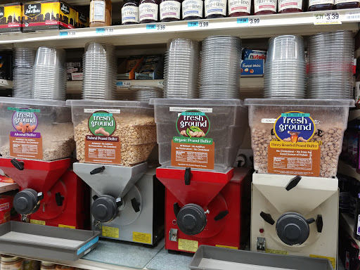 Grocery Store «Foodtown of Kensington», reviews and photos, 382 McDonald Ave, Brooklyn, NY 11218, USA