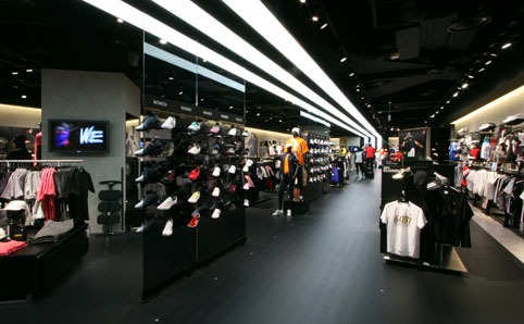 adidas Store Metromall