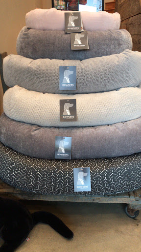 Pet Supply Store «Dog Dish», reviews and photos, 1778 Utica Square, Tulsa, OK 74114, USA