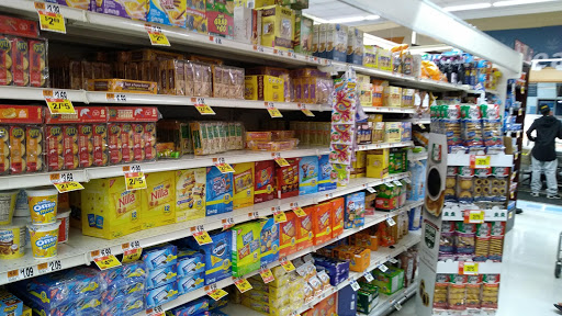 Shopping Mall «New Horizons Shopping Mall», reviews and photos, 961 E 174th St, Bronx, NY 10460, USA