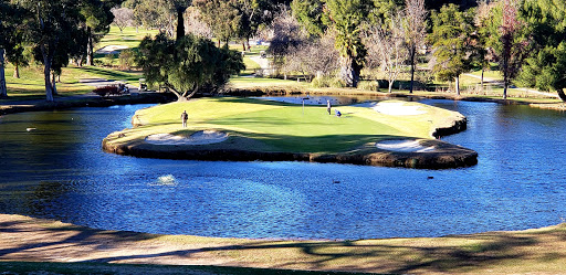 Golf Course «Vista Valencia Golf Course», reviews and photos, 24700 Trevino Dr, Valencia, CA 91355, USA