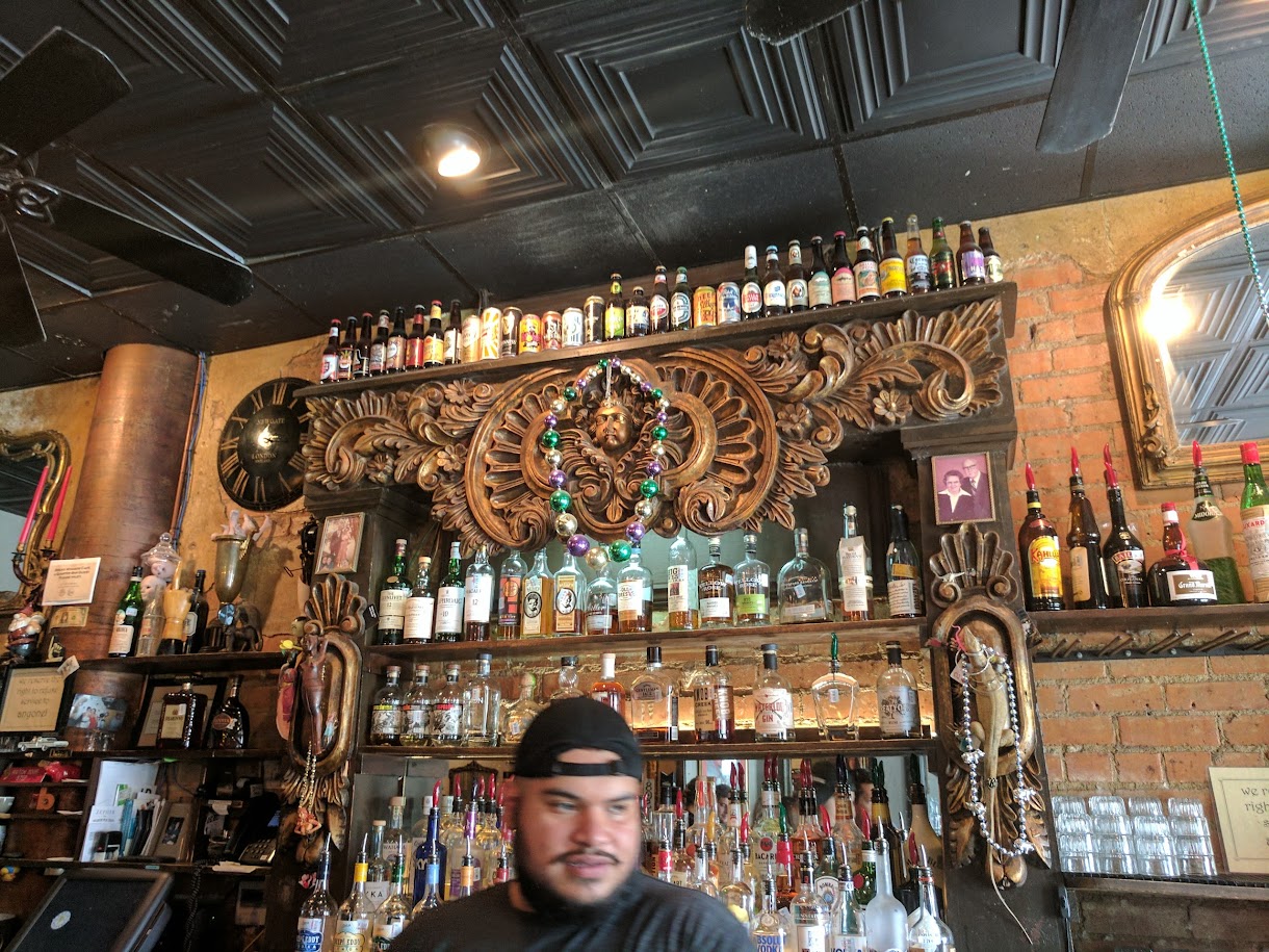 Quarter Bar