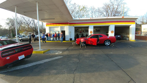 Men At Work Car Care en Raleigh