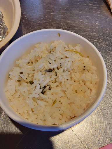 Mexican Restaurant «Chipotle Mexican Grill», reviews and photos, 915 E Oak St, Conway, AR 72032, USA