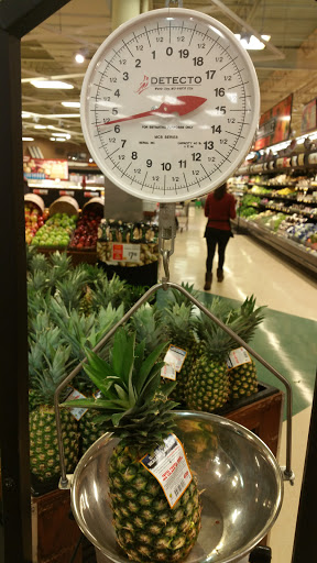 Grocery Store «ShopRite of West Hartford», reviews and photos, 46 Kane St, West Hartford, CT 06119, USA