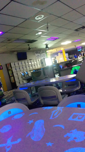 Bowling Alley «Imperial Lanes», reviews and photos, 44650 Garfield Rd, Charter Twp of Clinton, MI 48038, USA