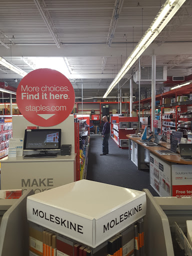 Office Supply Store «Staples», reviews and photos, 1849 South Rd, Wappingers Falls, NY 12590, USA