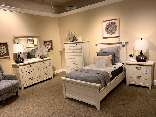 Furniture Store «Havertys Furniture», reviews and photos, 5169 Virginia Beach Blvd, Virginia Beach, VA 23462, USA
