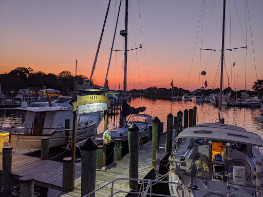 Yacht Club «Solomons Island Yacht Club», reviews and photos, 14604 Hg Trueman Rd, Solomons, MD 20688, USA