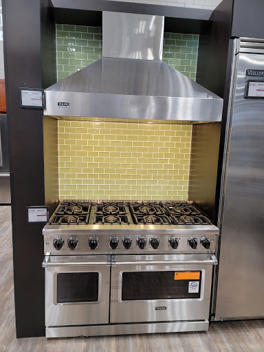 Electronics Store «Best Buy», reviews and photos, 230 Independence Way, Danvers, MA 01923, USA