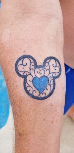 Tattoo Shop «American Dream Tattoo Studio», reviews and photos, 590 N Azusa Ave, Covina, CA 91722, USA