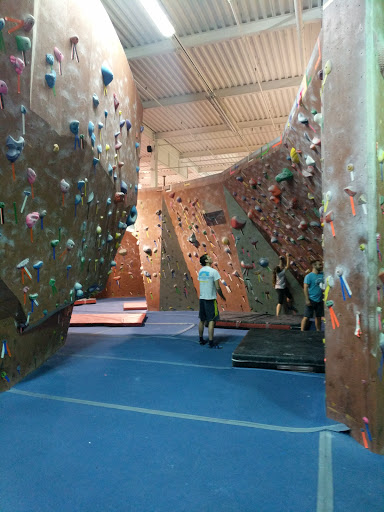 Rock Climbing Gym «Philadelphia Rock Gym - East Falls», reviews and photos, 3500 Scotts Ln B-3, Philadelphia, PA 19129, USA