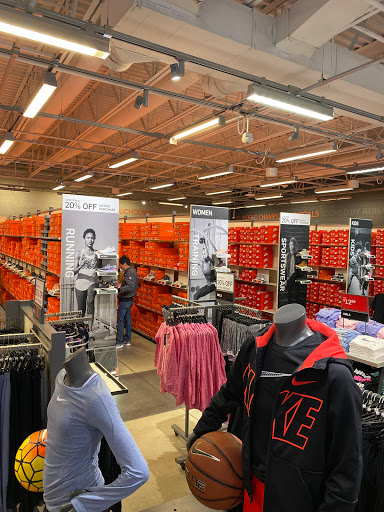 Sporting Goods Store «Nike Factory Store», reviews and photos, 1 Premium Outlet Blvd #699, Tinton Falls, NJ 07753, USA